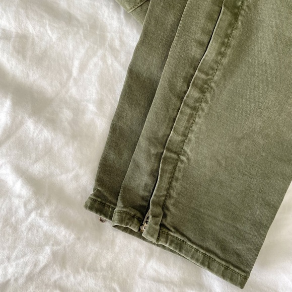 2/$50💙 CLOSET CLEAN OUT: Aritzia cargo pants/jeans - Picture 6 of 15